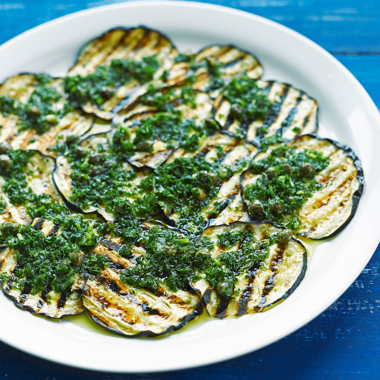 recetas-berenjena-cenar-berenjenas-con-salsa-verde. Berenjenas con salsa verde