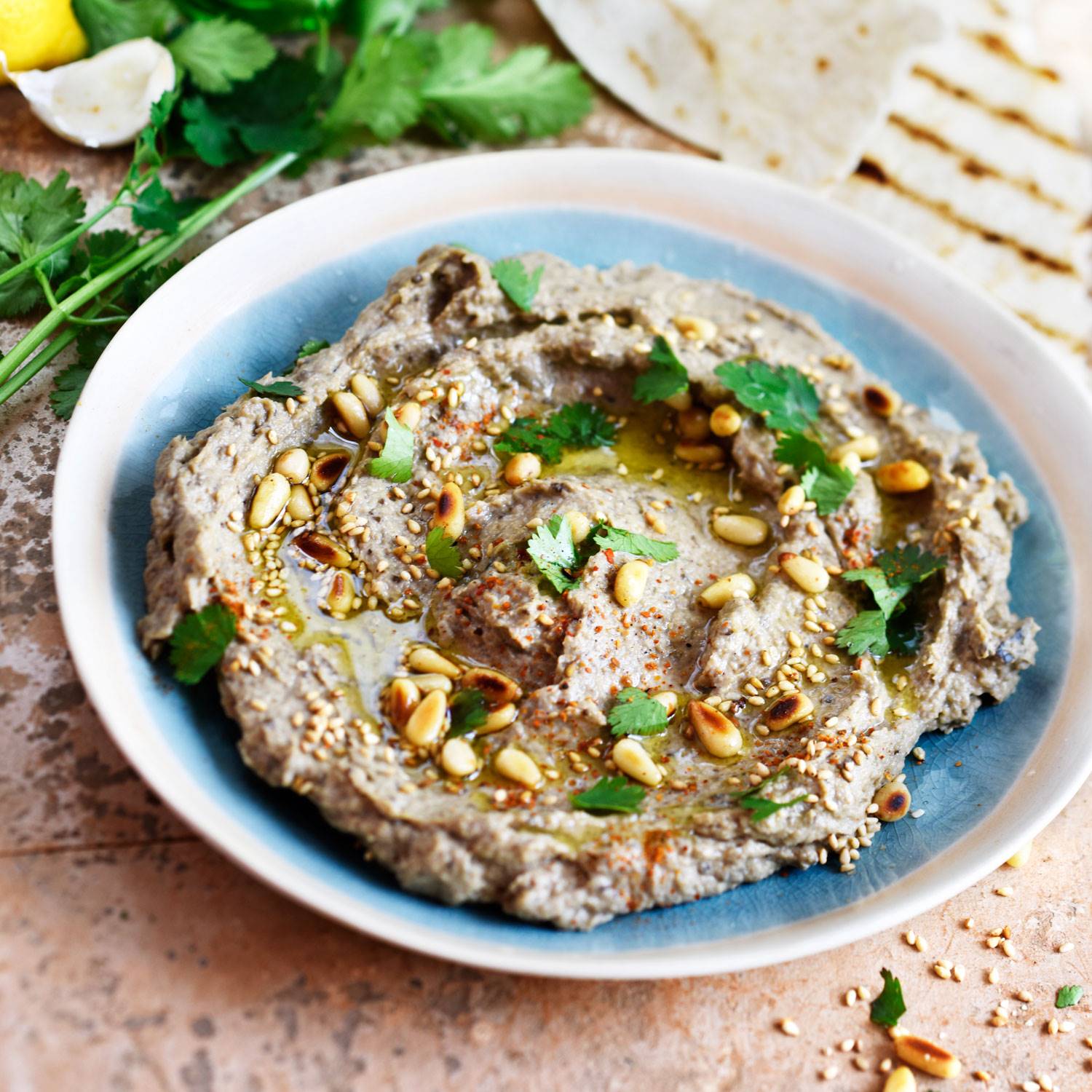 recetas-berenjena-cenar-hummus-berenjena. Hummus de berenjena