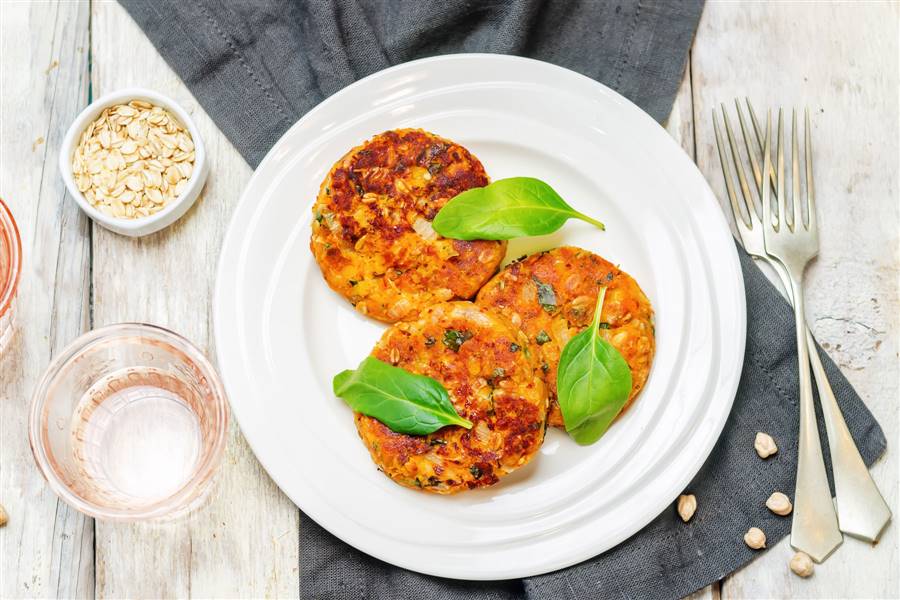 Spinach and white bean burgers