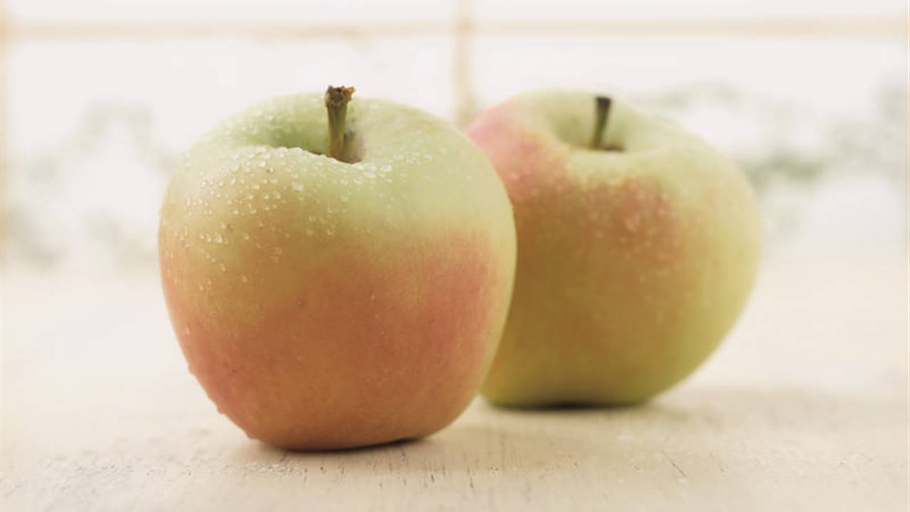 Manzana verde doncella.