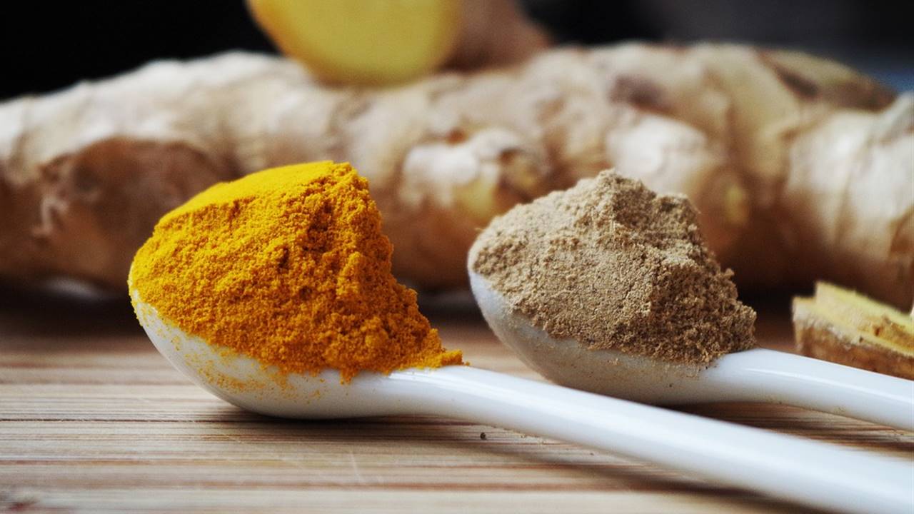 cúrcuma y pimienta negra