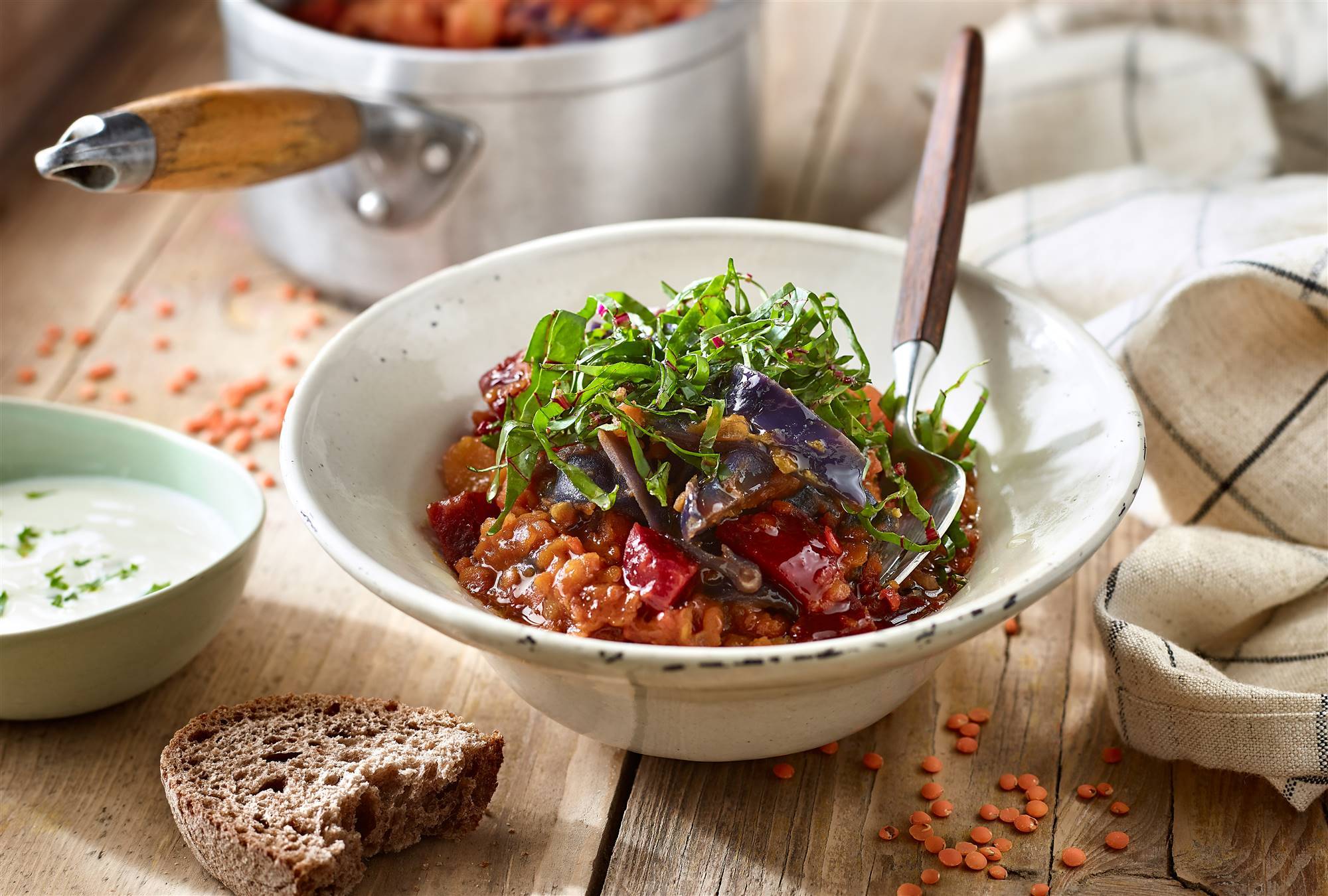 LEGUMBRES-borsch-vegano. Recetas de Borsch de lentejas rojas vegano