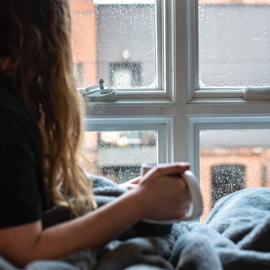 ¿Conviene ventilar cuando llueve? Los peligros de no regular la humedad en casa