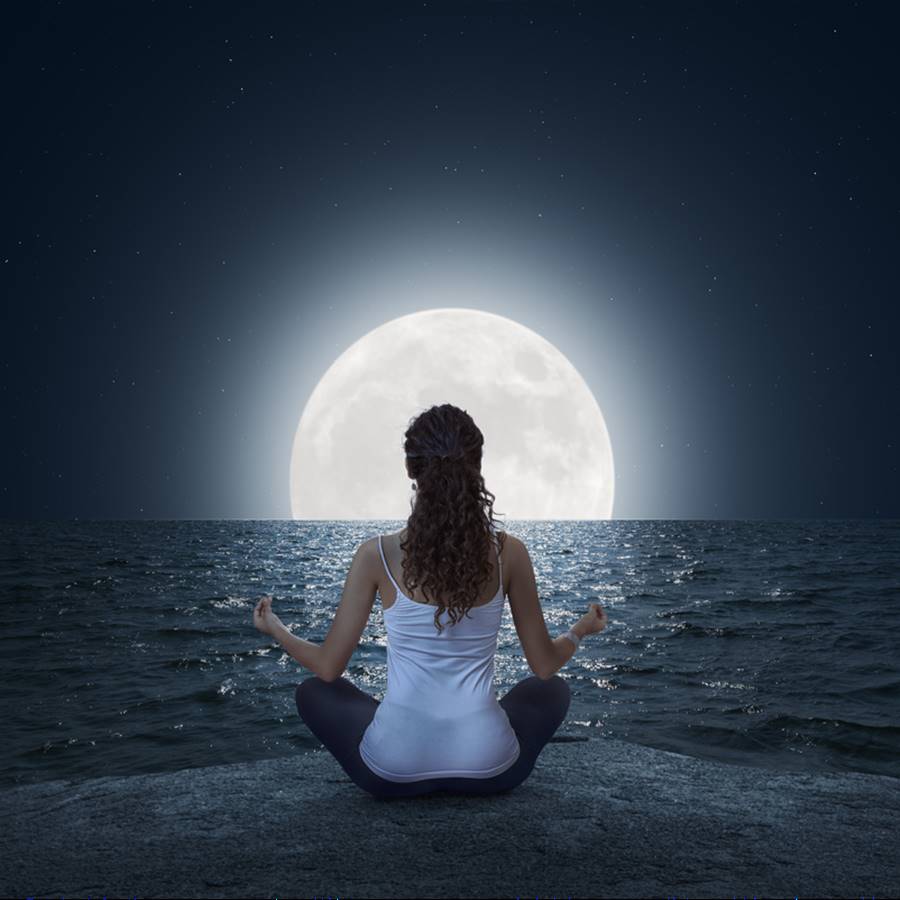 Meditación guiada de la Luna para aprovechar la energía del plenilunio