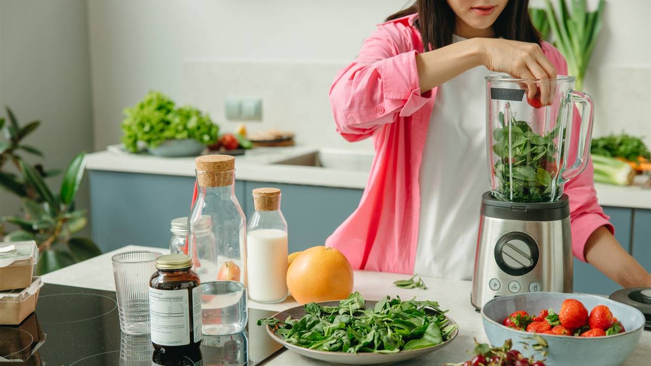 5 recetas con batidora de vaso Braun, comida rápida y saludable - Milar  Tendencias de electrodomésticos