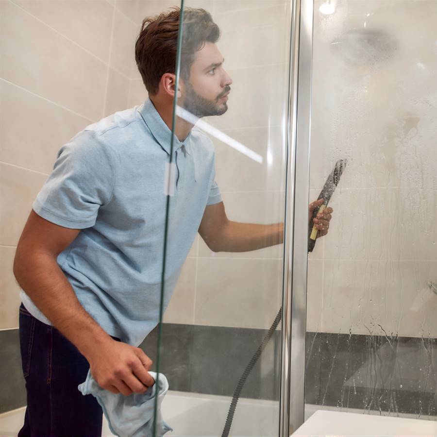 El lugar de tu baño donde se acumulan más bacterias que en el inodoro (según un estudio)