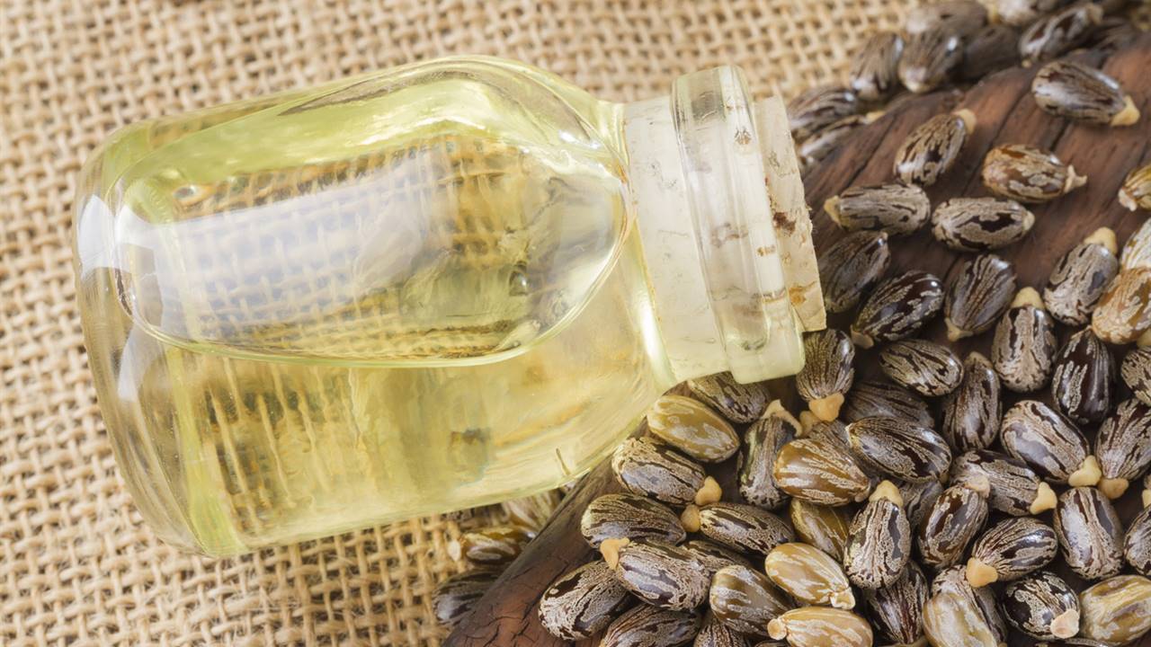 Aceite de ricino: qué es, propiedades y para qué sirve