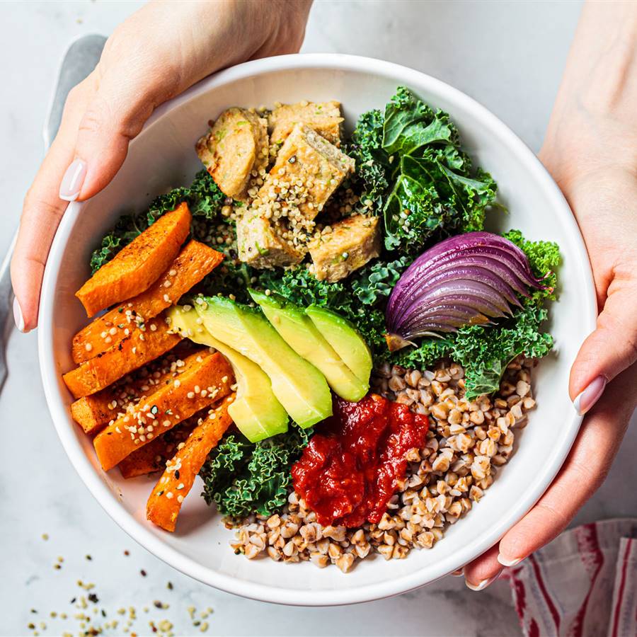 Cómo obtener proteínas en la dieta vegetariana (con menú semanal descargable)