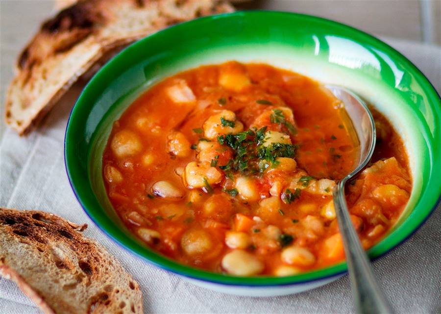 Sopa de pan a la mediterránea