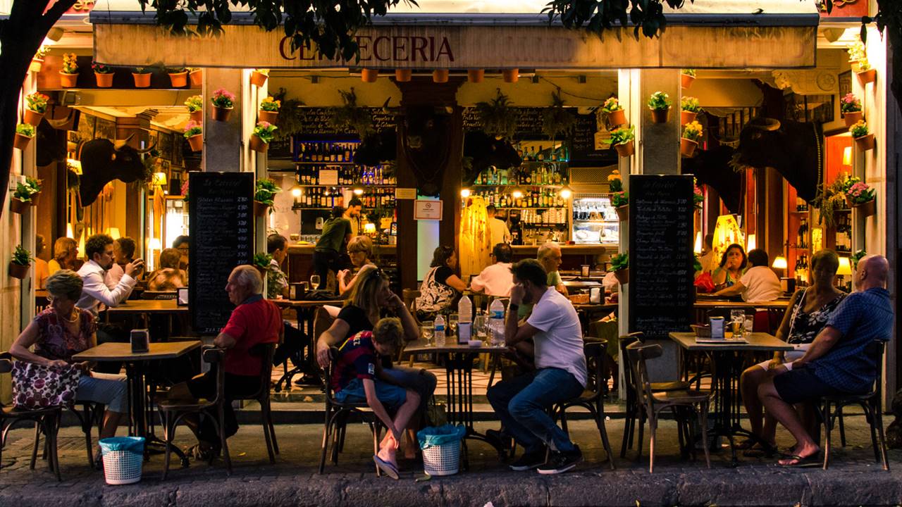 Cenar tarde