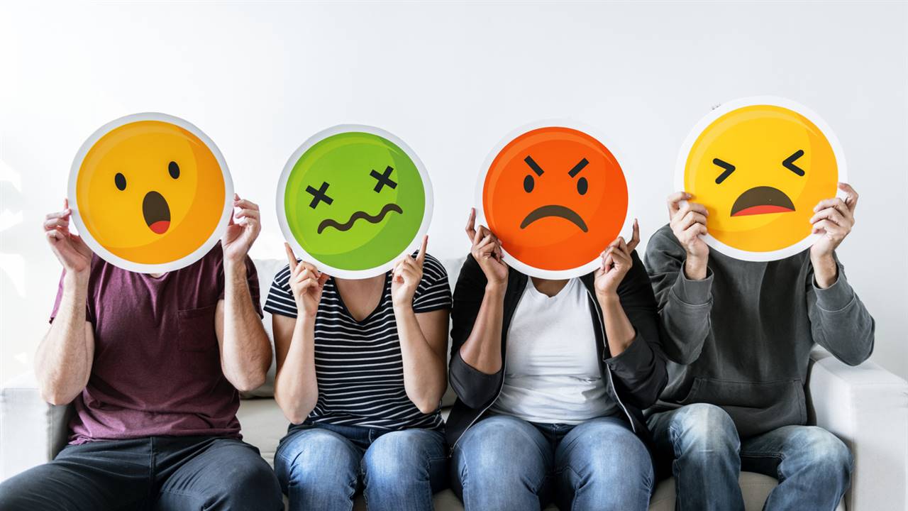 La rueda de las emociones: qué es y cómo nos ayuda a gestionar las emociones básicas
