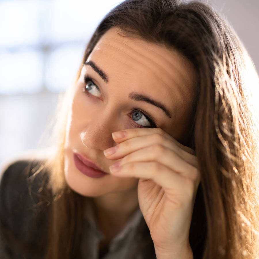 Derrame en el ojo por estrés: causas y síntomas