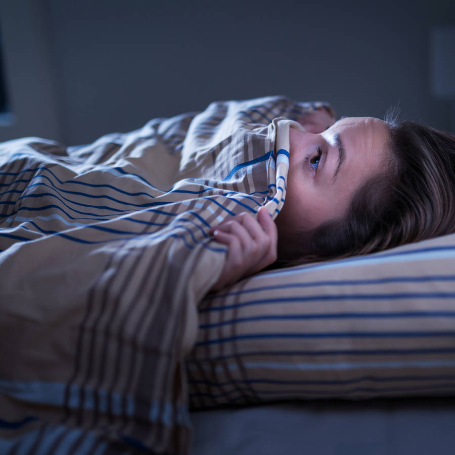 Qué es la parálisis del sueño: tipos, síntomas y causas