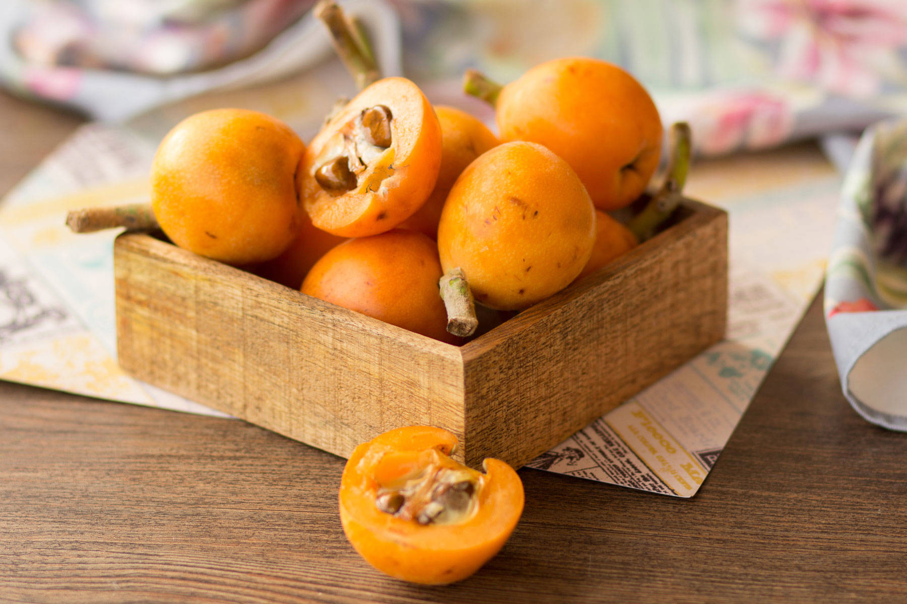 calendario temporada frutas verduras abril nisperos
