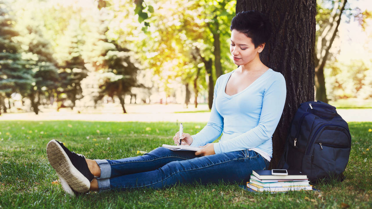 Escritura creativa: beneficios emocionales y ejercicios