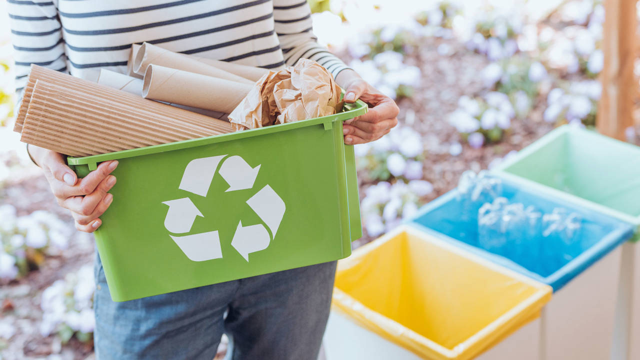 Los 38 cubos de basura para reciclar más bonitos para tu cocina  Reciclaje  en casa, Contenedores de reciclaje, Cubo basura reciclaje