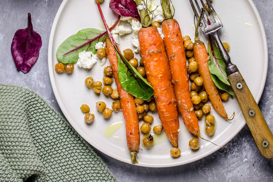 Receta de zanahorias, garbanzos y acelgas