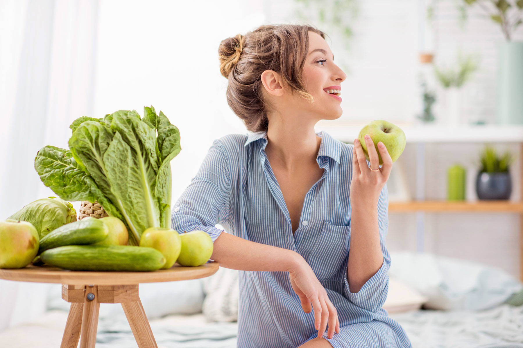 alimentos-afrodisiacos-mujer-manzana