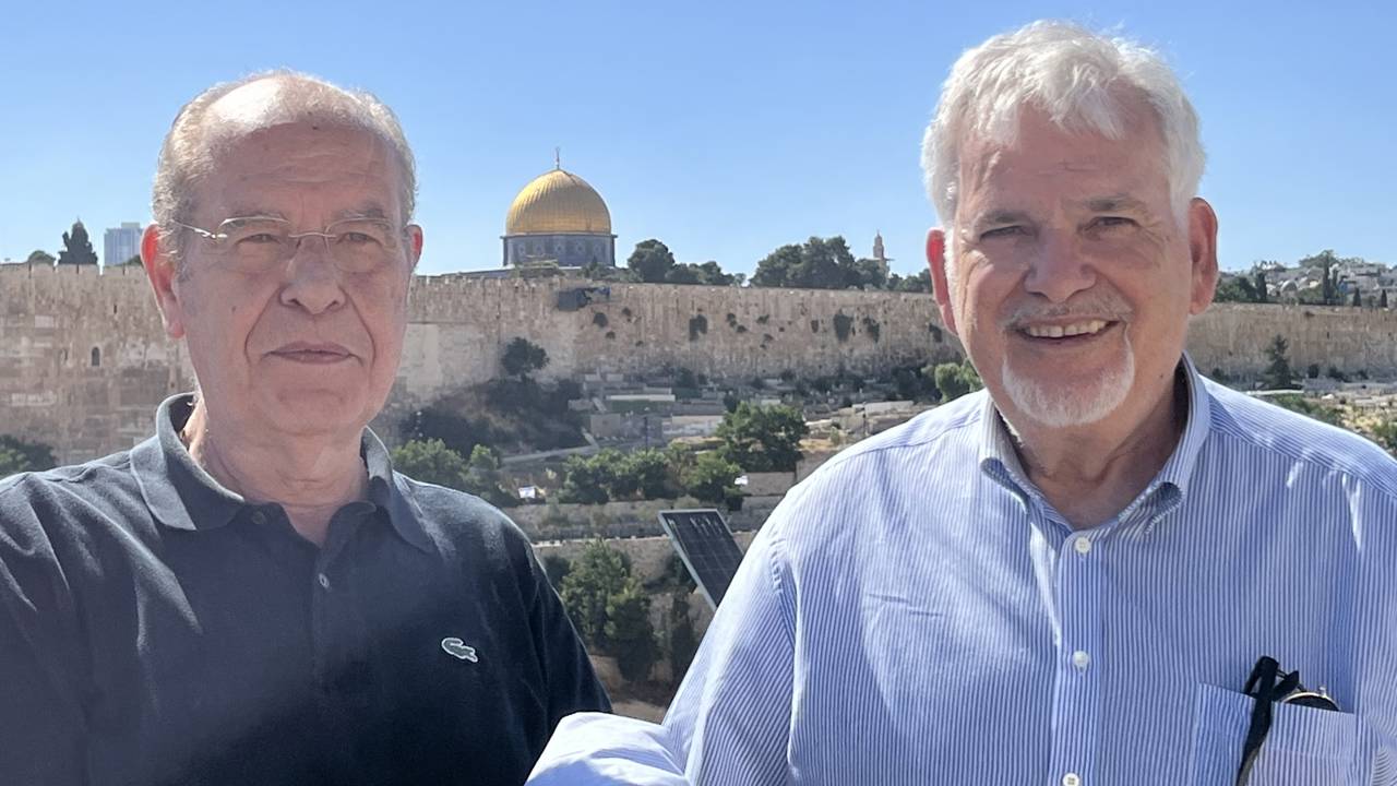 SIMON L.DOLAN Y JAVIER DE PABLO