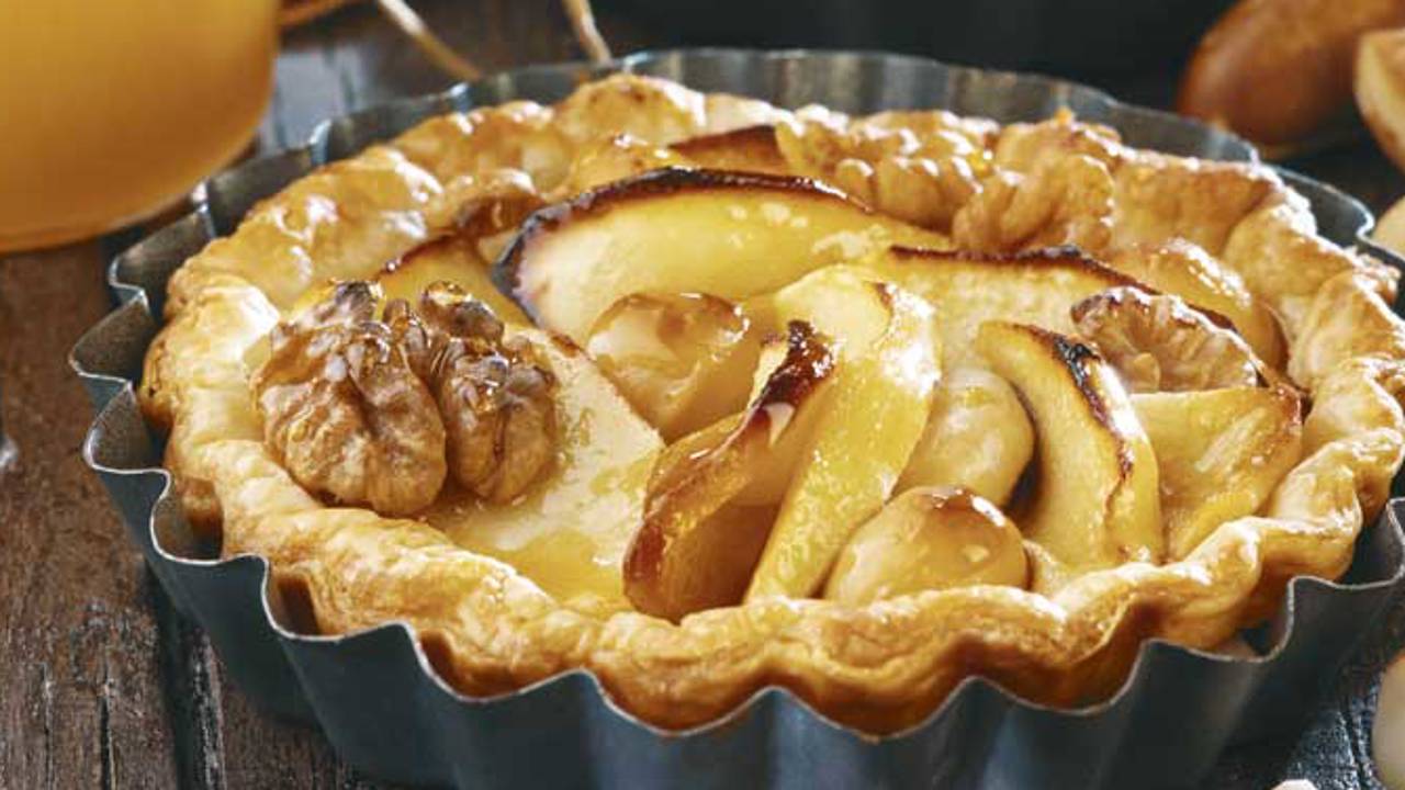 Tarta de manzana con hojaldre: la receta que va a hacer que tus papilas gustativas te hagan la ola