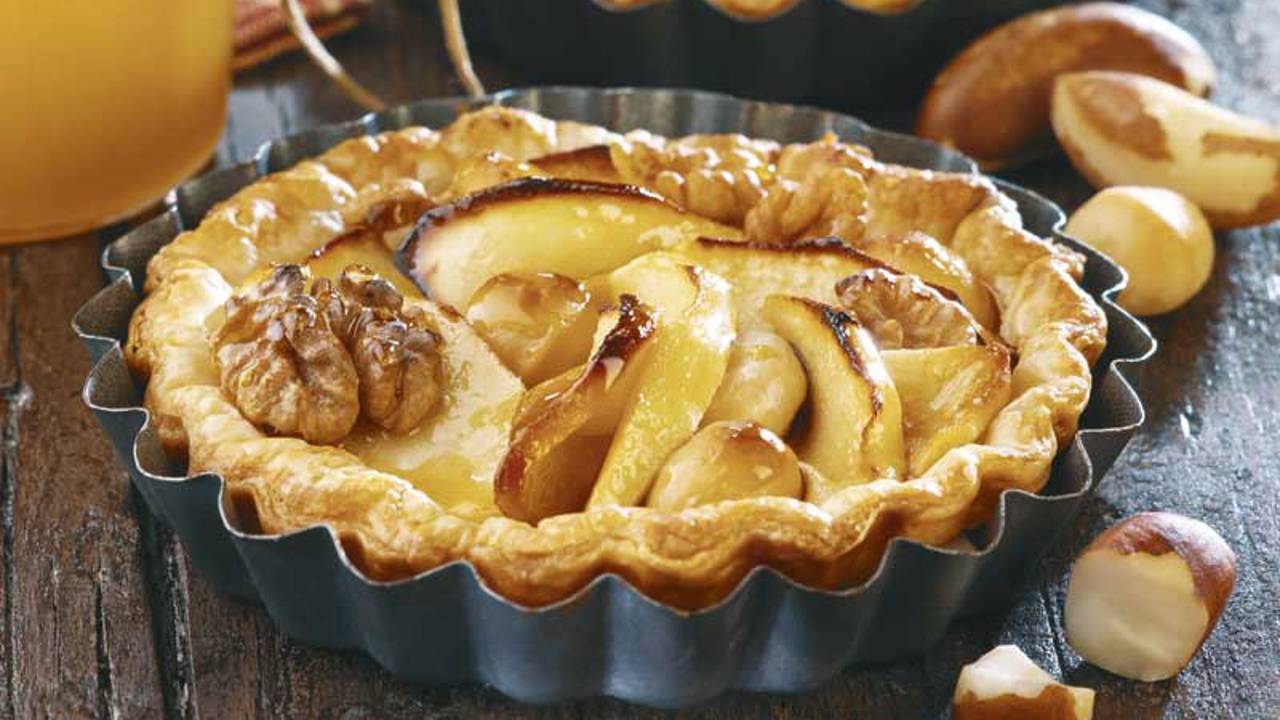 Tarta de manzana con frutos secos