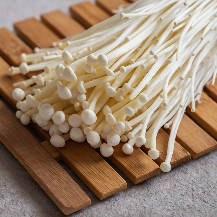 Estos son las propiedades medicinales de la seta enoki, tendencia en TikTok