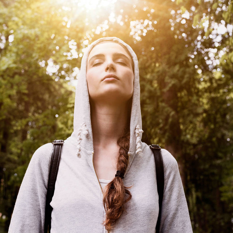 Meditar caminando: una meditación guiada que aporta serenidad a tus trayectos y paseos diarios