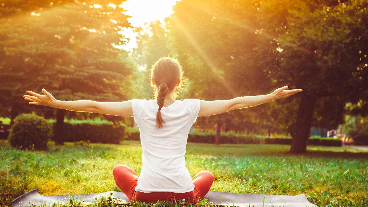 Meditación trascendental: qué es este tipo de meditación que está de moda y cómo practicarla