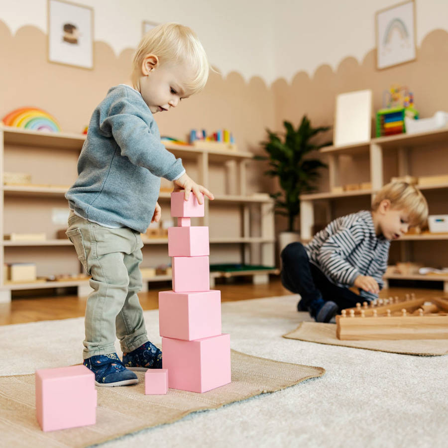 Juguetes Montessori: por qué son diferentes e ideas para regalar estas Navidades
