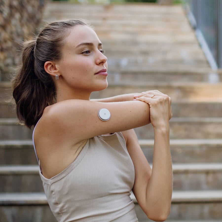 ¿Es útil para una persona sana llevar un monitor continuo de la glucosa pegado en el brazo?